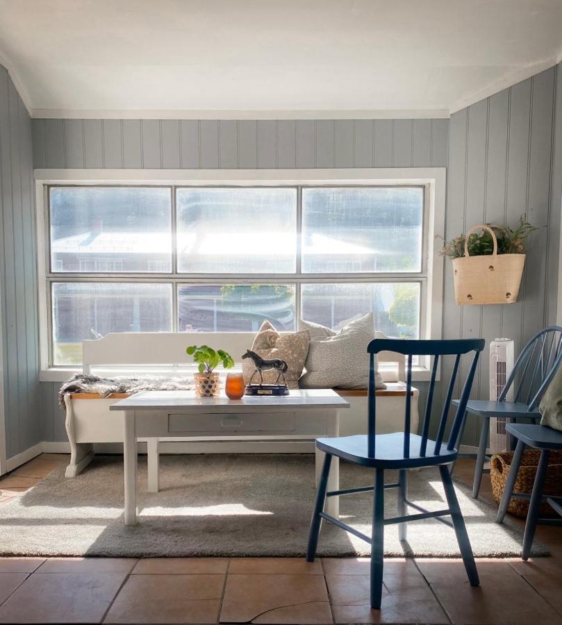 Idyllisk Glamping Rett Ved Elven Hotel Skien Buitenkant foto