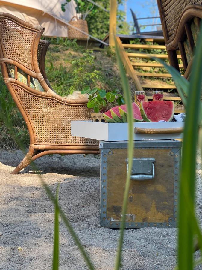 Idyllisk Glamping Rett Ved Elven Hotel Skien Buitenkant foto